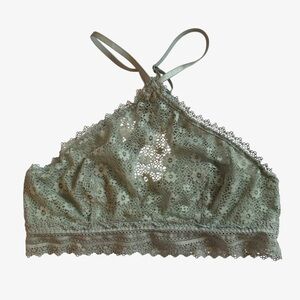 Victoria's Secret Women's Sage Green Lace Bralette Size Medium